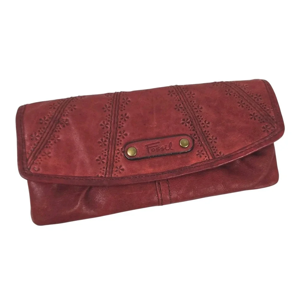 Vtg Boho Y2K Fossil Red Leather Floral Embossed Wallet Clutch Floral Lining 7.5
